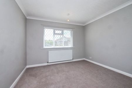 Woodleigh Close - Photo 2