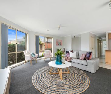 2/11-13 King Street, Pakenham, Vic 3810 - Photo 3