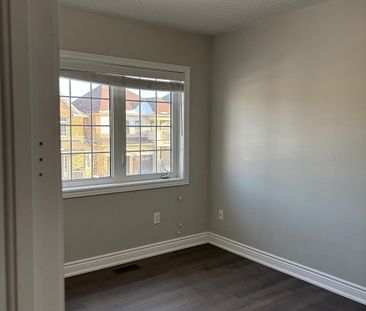 For Lease - 38 Walbrook Road, Brampton, Ontario - Photo 6