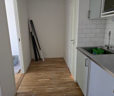 Malmköpingsvägen, Bandhagen - Photo 3