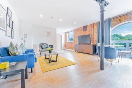 1 bedroom serviced apartment to rent - Photo 2