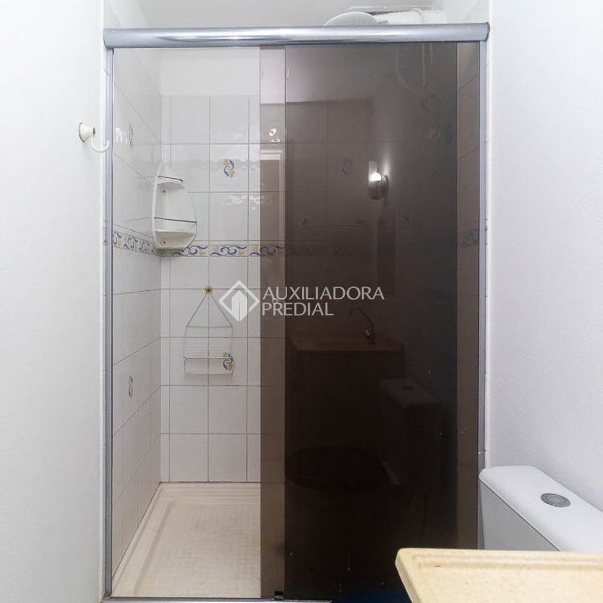 Casa em Condomínio com 2 quartos e 70m² para alugar em Humaitá, Porto Alegre. - Photo 1