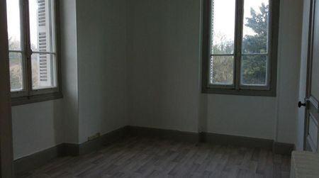 Location Appartement 4 pièces 76m² POITIERS 86000 - Photo 3