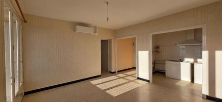 Location Appartement 3 pièces 59m² PRIVAS 07000 - Photo 2