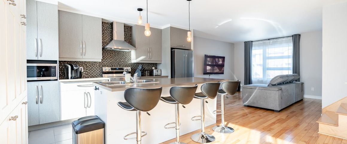 À louer / Maison à étages - Photo 1