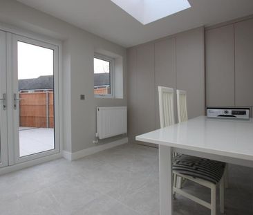 5 bedroom terraced house to rent - Photo 1