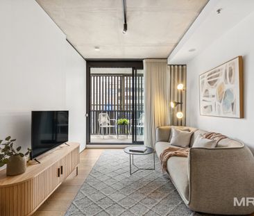 Modern flexible living in the heart of it all - Photo 6