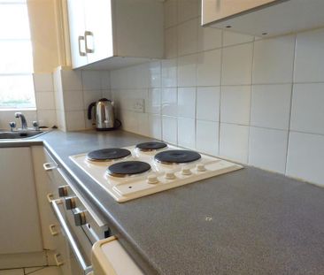Studio to rent - Photo 6