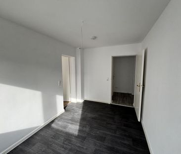 Helle 4-Zimmer-Wohnung ab 16.11.2025 zur Vermietung - Photo 1