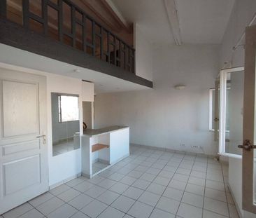 Location appartement 1 pièce 21.15 m² à Marseille 1er Arrondissemen... - Photo 2