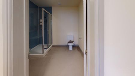 5 bedroom flat to rent - Photo 5