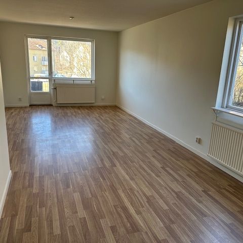 Ringvägen 1B - Foto 1