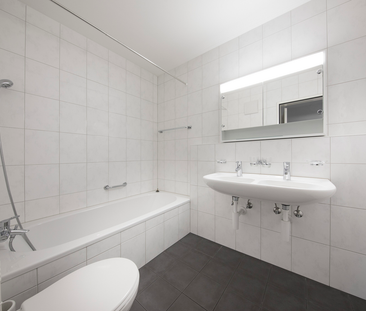 Grosszügige, helle Wohnung an idealer Lage! - Photo 5