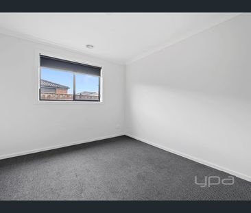 54 Plymouth Drive, Rockbank, Vic 3335 - Photo 3
