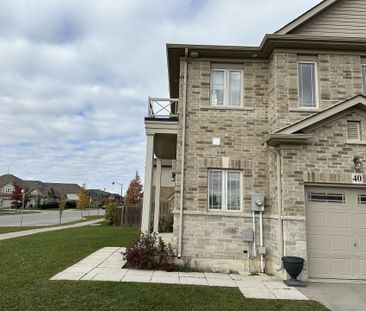 For Lease - 40 Kingsborough Dr Drive, Hamilton, Ontario - Photo 4