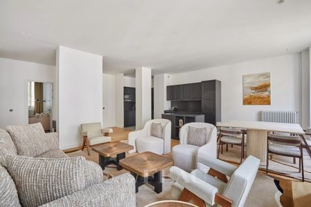 Appartement à louer à Paris 8Ème - Photo 4