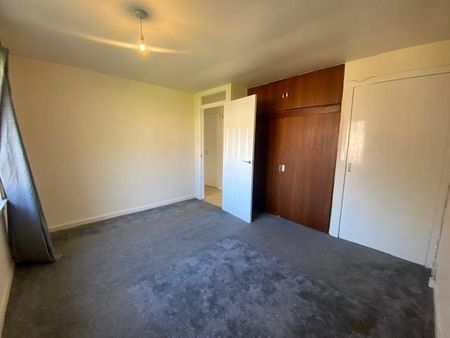 3 bedroom flat to rent - Photo 5