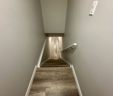 For Lease - 9 Garnet Road Unit# Lower, Brantford, Ontario - Photo 2