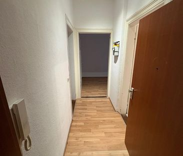 Helle Altbau- 2 Zimmerwohnung an der wunderschönen Uferpromenade - Foto 1