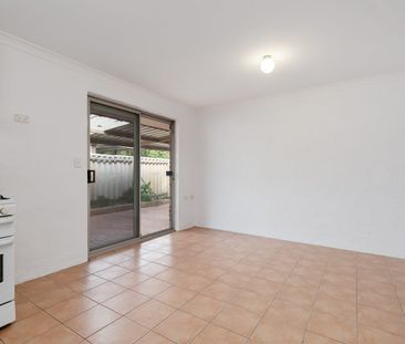 Spacious Living on Wyton - Photo 2