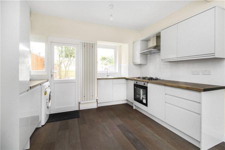 2 bedroom terraced house to rent - Photo 4