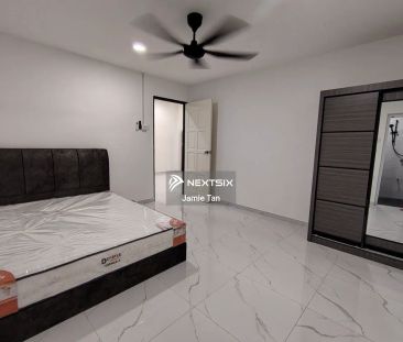Single Storey @ Taman Abad , Johor Bahru - Photo 1