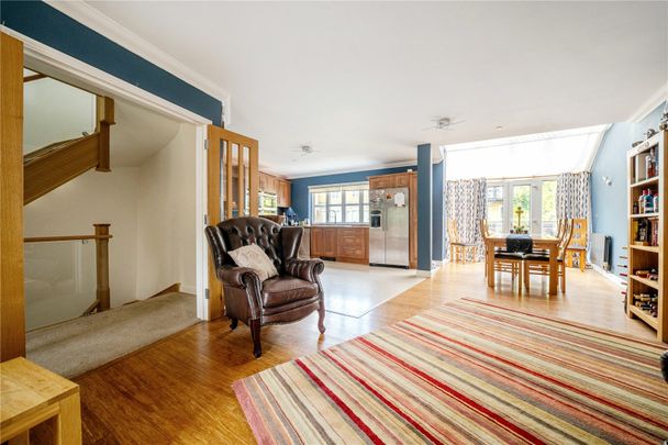 Kingfisher Drive, Waterstone Park, Greenhithe, DA9 9RT - Photo 1