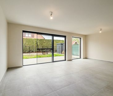 Nieuwbouwwoning met 3 slaapkamers en garage en tuin - Foto 2