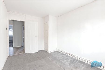 3 bedroom apartment to rent - Photo 3