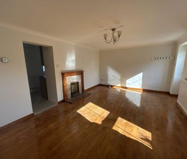2 bedroom semi-detached house to rent - Photo 3