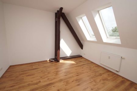 2,5-Zimmer-DG-Wohnung mit großer Sonnenterrasse und Stellplatz - Photo 3