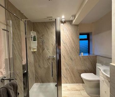 2 bedroom semi-detached house to rent - Photo 4