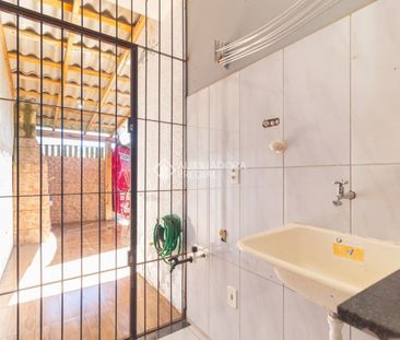 Casa em Condomínio com 2 quartos e 49m² para alugar em Ponta Grossa... - Foto 1