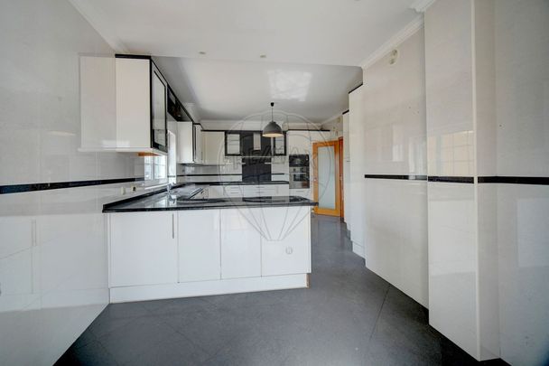 Moradia T4 em Lisboa - Photo 1