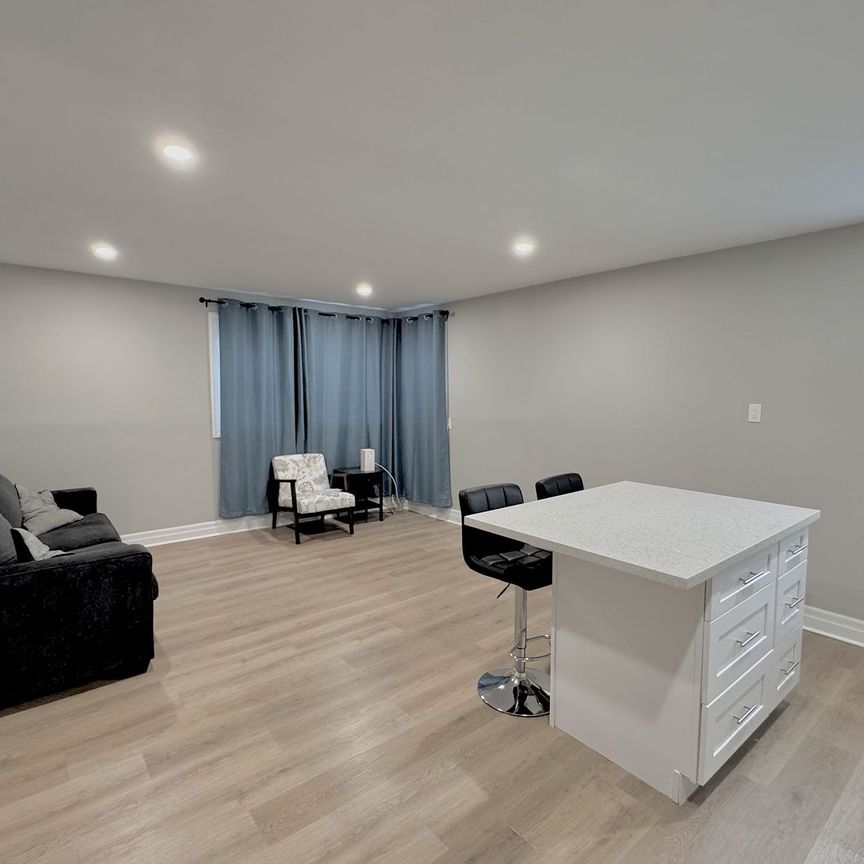 For Lease - 100 King Edward Avenue Unit# 2, London South, Ontario - Photo 1
