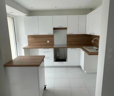 Maison T5 R+1 de 102m² - Le Taillan Médoc 33320 - Photo 4