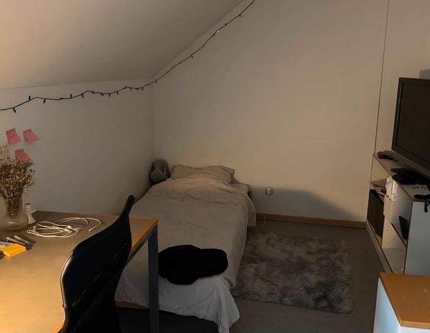 Zimmer in einer Studenten-WG zur Untermiete - Foto 1