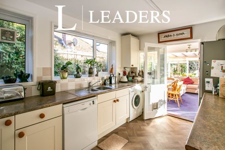 2 bedroom bungalow to rent Walkford Way, Walkford, Christchurch, BH23 - Photo 5