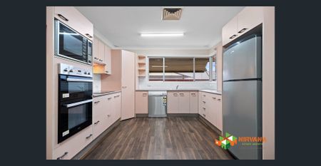 Modern Simplicity Meets Family Warmth! - Photo 4