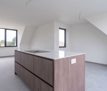 Nieuwbouw dakappartement met 2 slpks en autostplts te Mol. - Photo 1