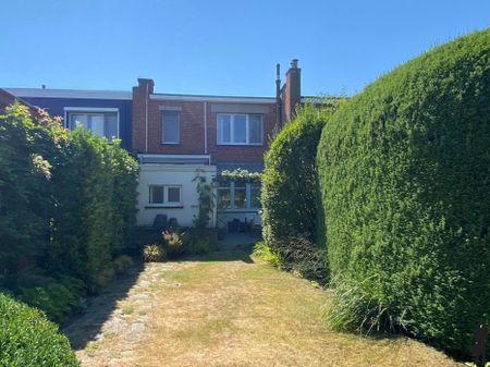 Rijwoning in hartje Brasschaat met 3 slaapkamers en tuin op ca. 282m² - Foto 3