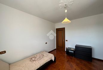 Porzione di bifamiliare in affitto