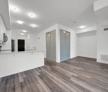 For Lease - 50 Lakebreeze Drive Unit# 318, Clarington, Ontario - Photo 4