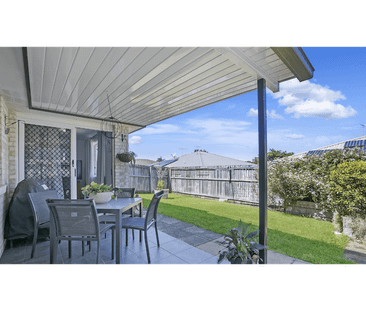 Bright, Modern & Easy-Care Living in the Heart of Rothwell - Photo 1