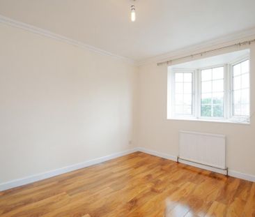 4 bedroom detached house to rent - Photo 4