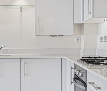 Louden Square, Reading, RG6 1FN - Photo 4