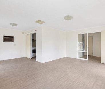 12 Darrang Court, Modbury North - Photo 2