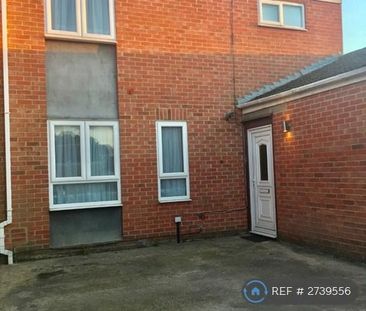 4 bedroom terraced house to rent - Photo 3