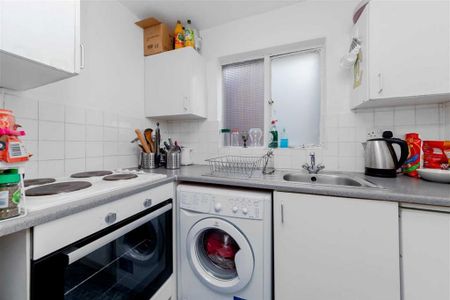 1 bedroom flat to rent - Photo 4