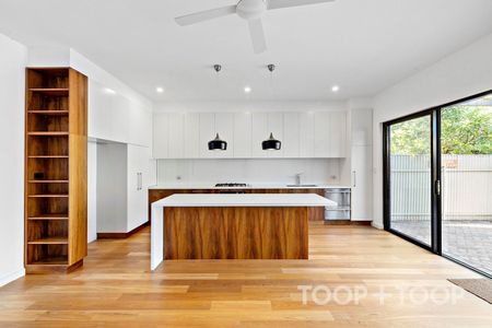 Character home with superb modern improvements - Photo 2